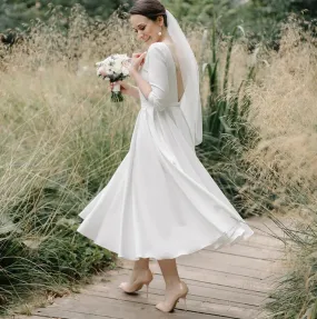 Ivory Boat Neck Wedding Dress Open V Back A-Line Stylish 3/4 Long Sleeves Simple Satin MIDI Wedding Gown Bridal Gown