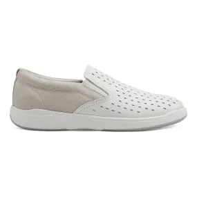 Nel Laser Cut Round Toe Casual Slip-on Sneakers